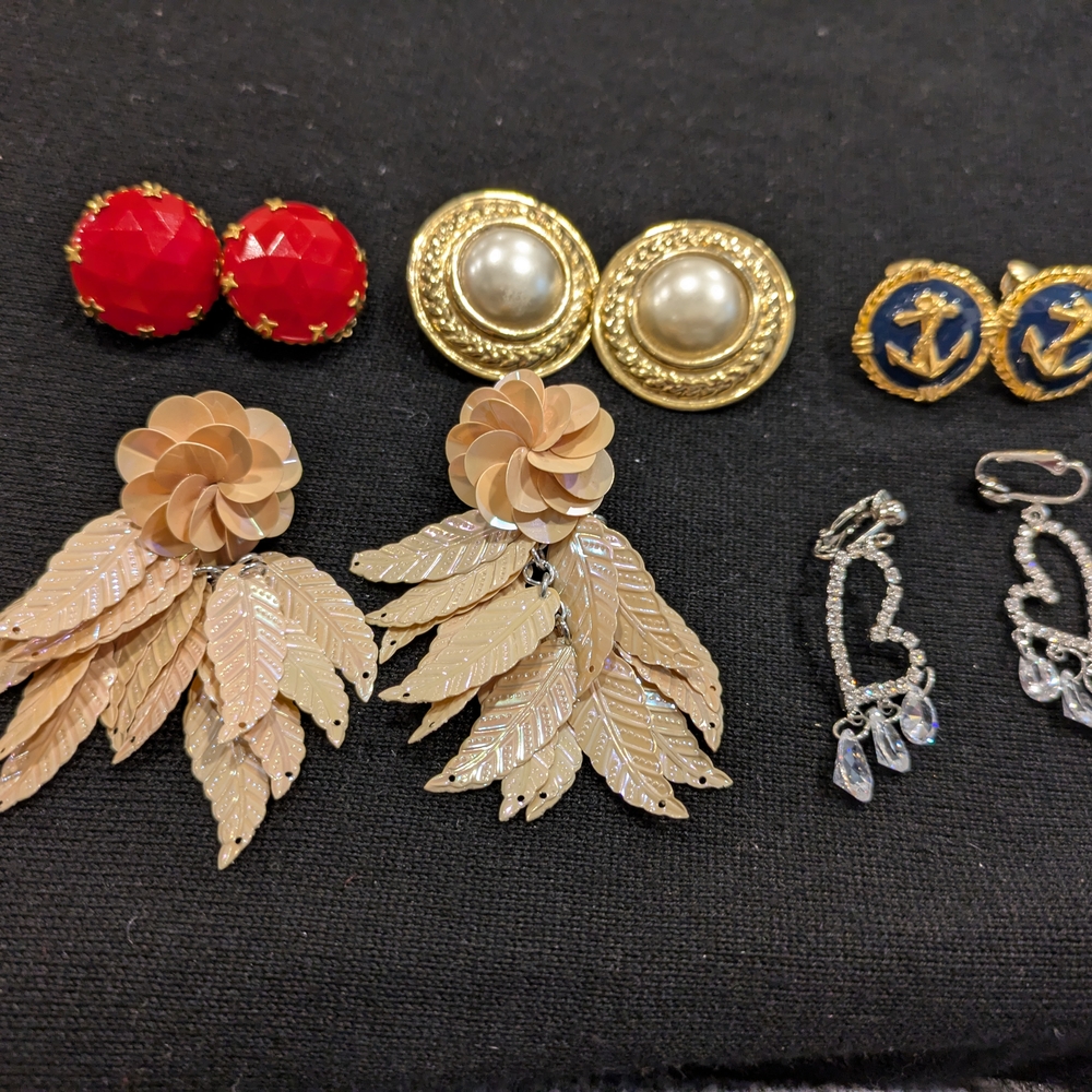 Gold and Cream Vintage Pearl Earrings